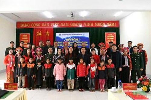 Tổng kết chương trình 'Đồng hành cùng Phụ nữ biên cương' tại Đồn Biên phòng Pa Ủ