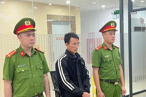 Quảng Ngãi: Bắt Phó Giám đốc ngân hàng VIB cùng vợ vì lừa đảo
