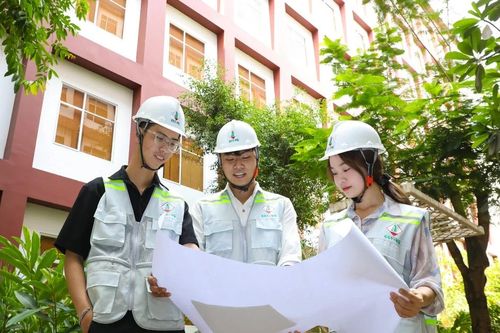 Tuyển dụng giảng viên: Cuộc đua quyết liệt