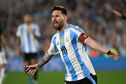 Bị phản ứng dữ dội vì đề cử Messi, FIFA lên tiếng