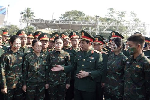 Đại tướng Phan Văn Giang kiểm tra công tác tổ chức Triển lãm Quốc phòng quốc tế Việt Nam 2024