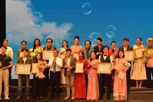 5 vở diễn đoạt Huy chương Vàng Liên hoan Sân khấu TP HCM lần thứ nhất