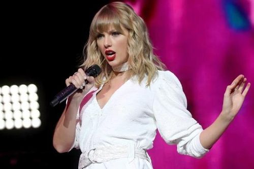 Người hâm mộ Taylor Swift phẫn nộ khi thần tượng chỉ xếp thứ 2 sau Beyoncé