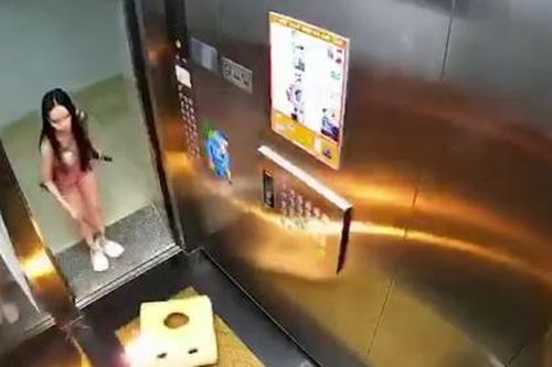 Vũng Tàu: Cô gái bất ngờ ném vật đang cháy vào thang máy chung cư
