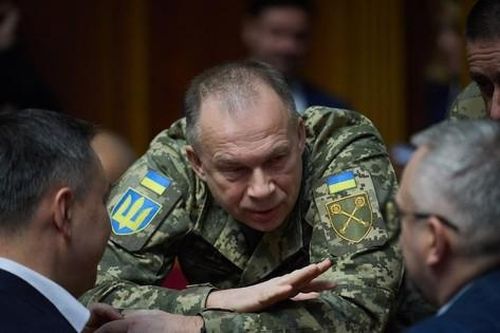 Tổng tư lệnh Ukraine tuyên bố tăng cường lực lượng ở mặt trận phía đông