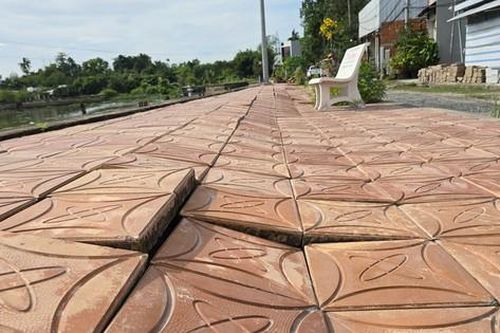 Dự án kè trăm tỷ đồng ở Cần Thơ chưa xong đã sụt lún, hư hỏng