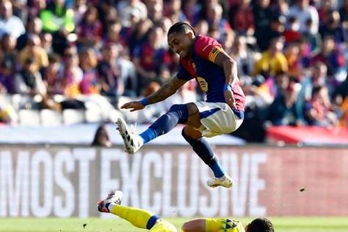 Barcelona thua sốc đội đua trụ hạng