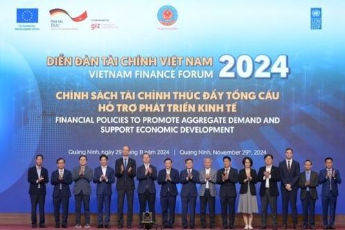Diễn đàn Tài chính Việt Nam 2024: Tìm giải pháp cho sự phát triển tổng cầu, phát triển kinh tế