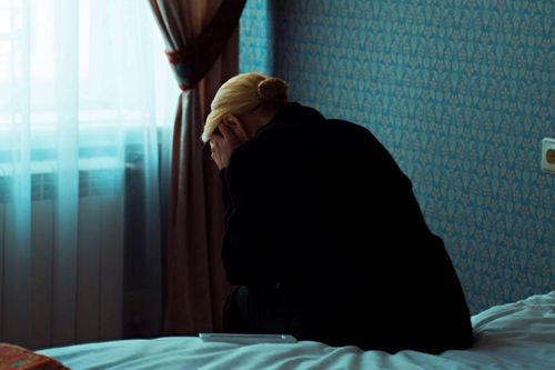 Mẹ chồng yêu cầu con dâu đóng tiền nhà, trả phí chăm cháu nội