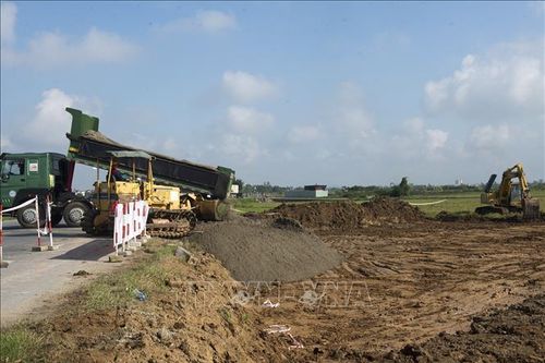Còn khá nhiều dự án chậm tiến độ, phải điều chỉnh