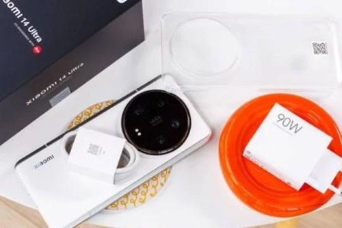 Vua nhiếp ảnh Xiaomi 14 Ultra tung deal giảm khủng 7 triệu cuối tháng 11, rẻ hơn đối thủ Galaxy S24 Ultra cả chục triệu
