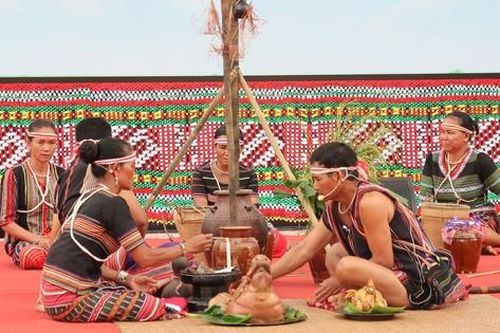 Bình Phước: Phục dựng Lễ hội cầu an của người S'Tiêng sau hơn 20 năm gián đoạn