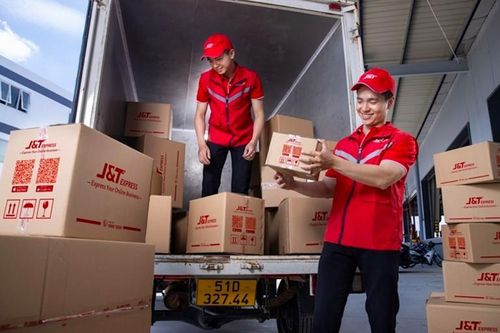 Tăng 20%, doanh thu ngành bưu chính năm 2024 ước đạt hơn 70.000 tỷ