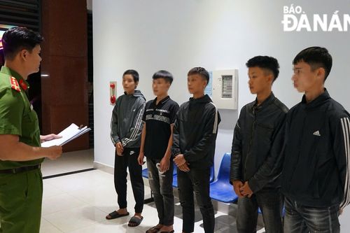 Phát hiện nhóm thiếu niên chuyên trộm cắp xe máy