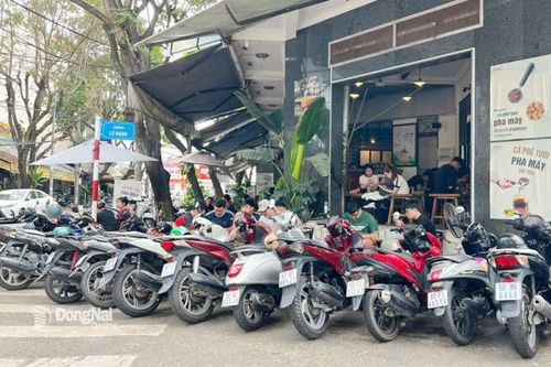 Xử lý vi phạm chiếm dụng vỉa hè, lòng đường: Cần giải pháp khả thi hơn