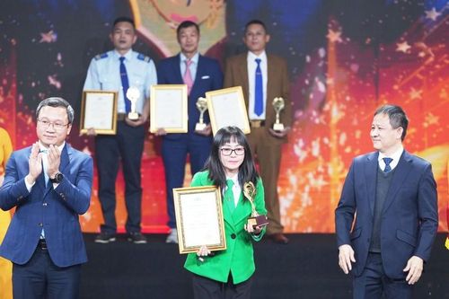 Khởi động giải thưởng 'Vô lăng vàng' năm 2024
