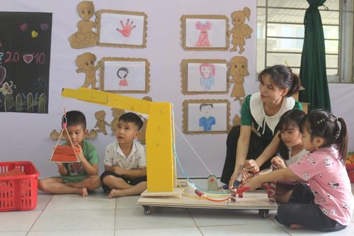 Những 'nhà thiết kế' ươm mầm xanh