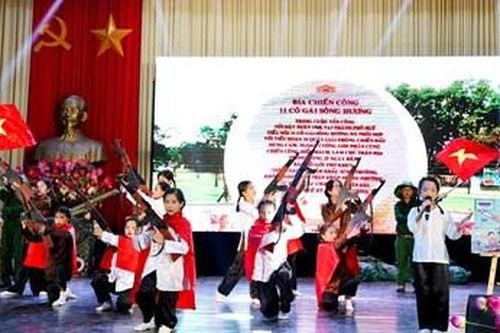 Kể chuyện anh Bộ đội Cụ Hồ