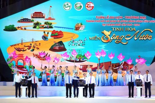 Cần Thơ: Tưng bừng khai mạc Tuần lễ Du lịch - Thương mại chủ đề 'Tinh hoa miền sông nước'