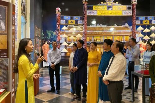 Trưng bày chuyên đề 'Phú Xuân - Gia Định, những dấu ấn lịch sử'