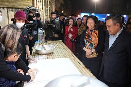 'Hà Nội kết nối năm châu' thông qua văn hóa ẩm thực