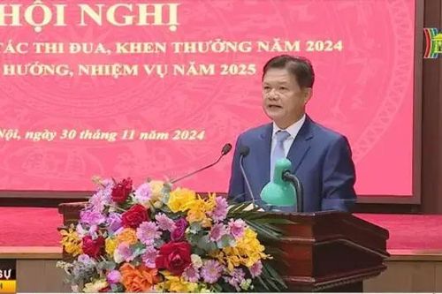 Ngành tổ chức xây dựng Đảng đẩy mạnh thi đua, khen thưởng