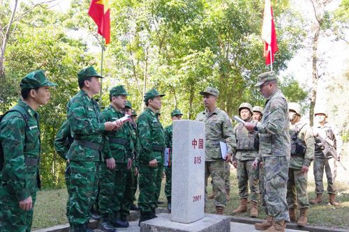 Tuần tra song phương biên giới đất liền Việt Nam - Trung Quốc