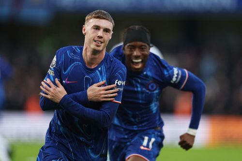 Chelsea bay cao, Aston Villa lún sâu