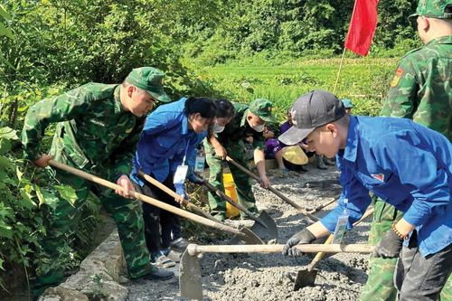 Góp phần củng cố mối quan hệ đoàn kết quân - dân ngày càng bền chặt