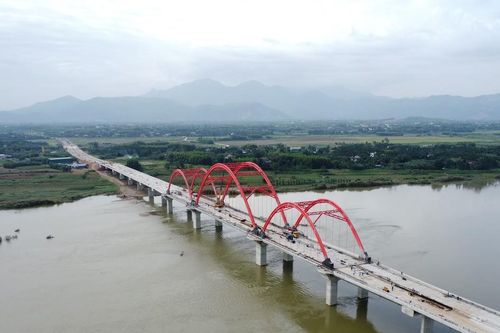 Đẩy mạnh tiến độ thi công cầu Trà Khúc 3, thông xe vào cuối năm