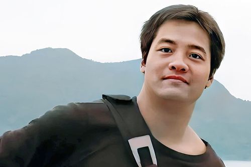 Phút dại dột của thủ khoa đại học