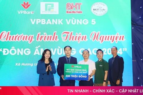 Ấm áp đêm hội âm nhạc thiện nguyện ở bản Rào Tre