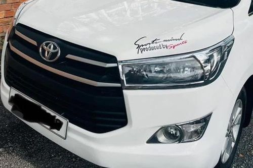 Toyota Innova số sàn rao bán chưa đầy 400 triệu sau 7 năm lăn bánh