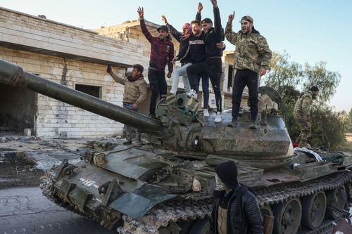 Tổng thống Syria thề sẽ đánh bại 'khủng bố', Hoa Kỳ kêu gọi 'giảm leo thang'