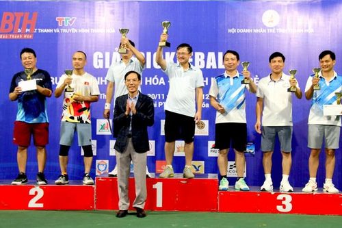 Giải Pickleball Truyền hình Thanh Hóa - Doanh nhân trẻ năm 2024 thành công tốt đẹp