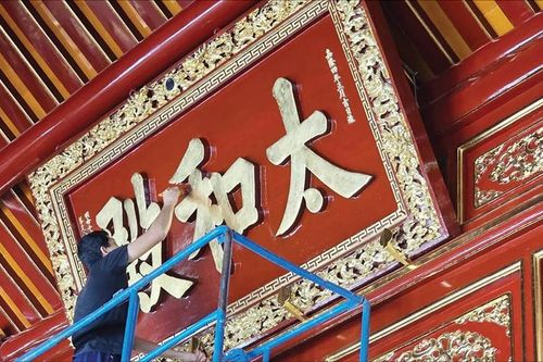 Những 'người hùng thầm lặng'