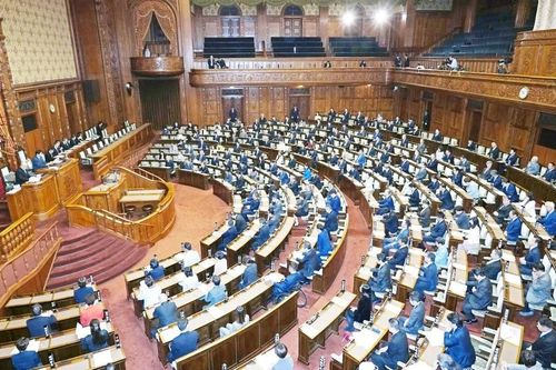 Vai trò của vị 'nhạc trưởng' trong điều hành thảo luận