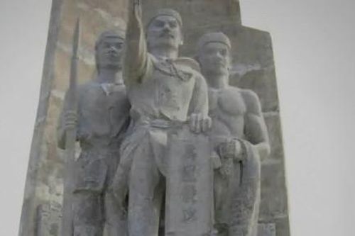Lý Sơn - sừng sững, hiên ngang