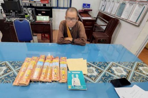Mạo danh người nhà Phật để đi bán nhang