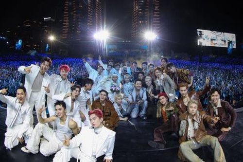 Concert Anh Trai Say Hi D-3: Bỏ túi cách di chuyển gọn - nhẹ, giữ sức 'đu idol'