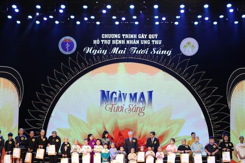 Chủ tịch Ủy ban Trung ương MTTQ Việt Nam Đỗ Văn Chiến kêu gọi nguồn lực hỗ trợ bệnh nhân ung thư nghèo