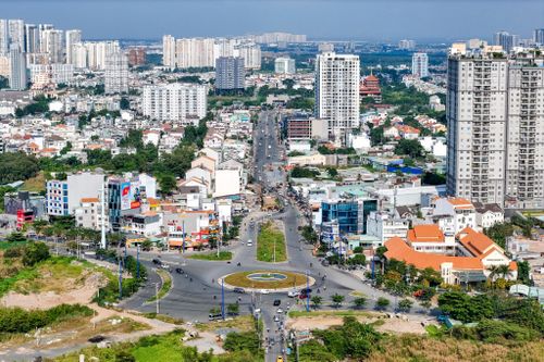 Đoạn đường cửa ngõ phía Đông TP.HCM dang dở sau gần 10 năm