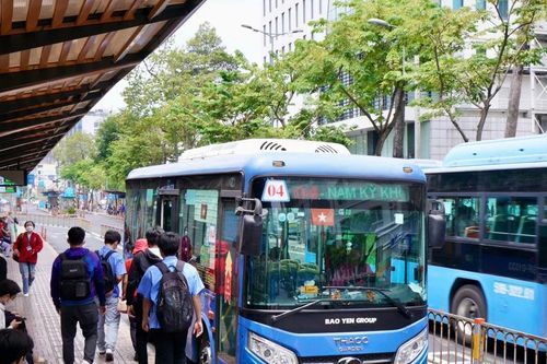 Sở GTVT TPHCM khuyến khích người dân sử dụng vận tải hành khách công cộng