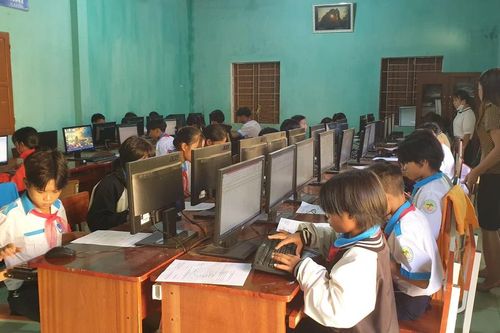 Ứng dụng công nghệ trong giảng dạy, quản lý: Rút ngắn khoảng cách vùng miền