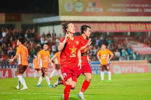 Tiền vệ Việt kiều Nga nhập tịch thành công