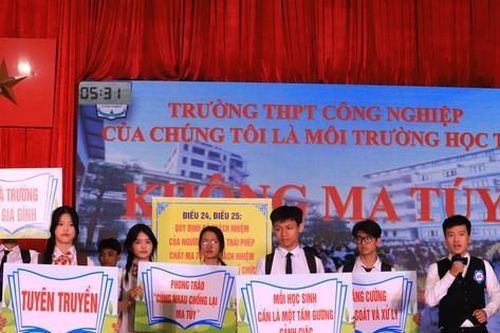 Học sinh Hòa Bình tìm hiểu Luật Phòng, chống ma túy