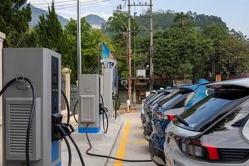 Xe năng lượng xanh sẽ có tem kiểm định riêng