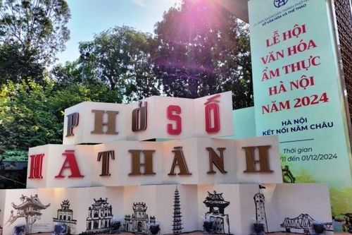 Gần 11 vạn du khách trải nghiệm tại Lễ hội Văn hóa ẩm thực Hà Nội năm 2024