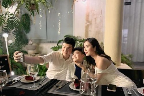 Mối quan hệ thật của Á hậu Vbiz với con riêng của chồng cũ Nhật Kim Anh