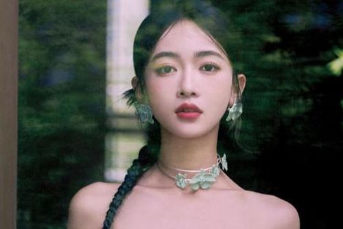 Ngô Cẩn Ngôn chuẩn bị hạ sinh con đầu lòng